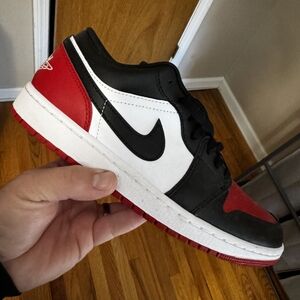 Nike Air Jordan 1 Low - Black/White/Red